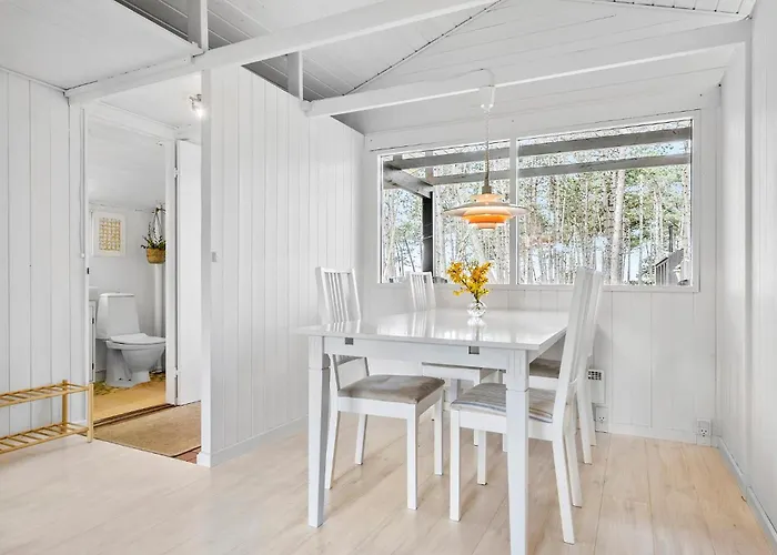 Feriehus In With Wifi Store Fuglede